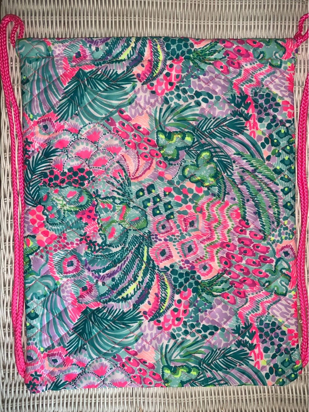 Colorful Lilly Pulitzer Quilted Tropical Print Drawstring Bag